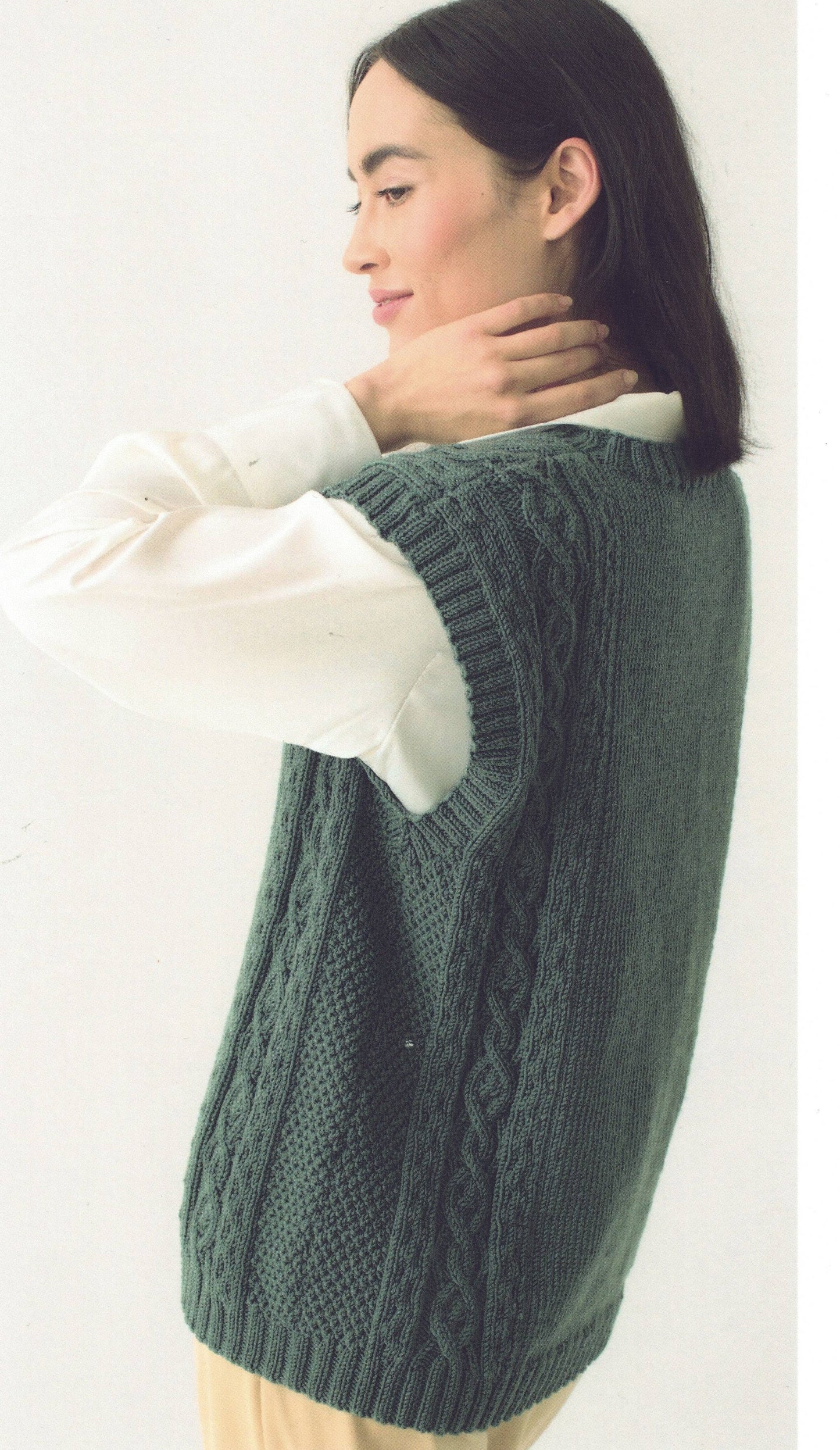 Women - Patons Leaflet 0058 Labyrinth Vest