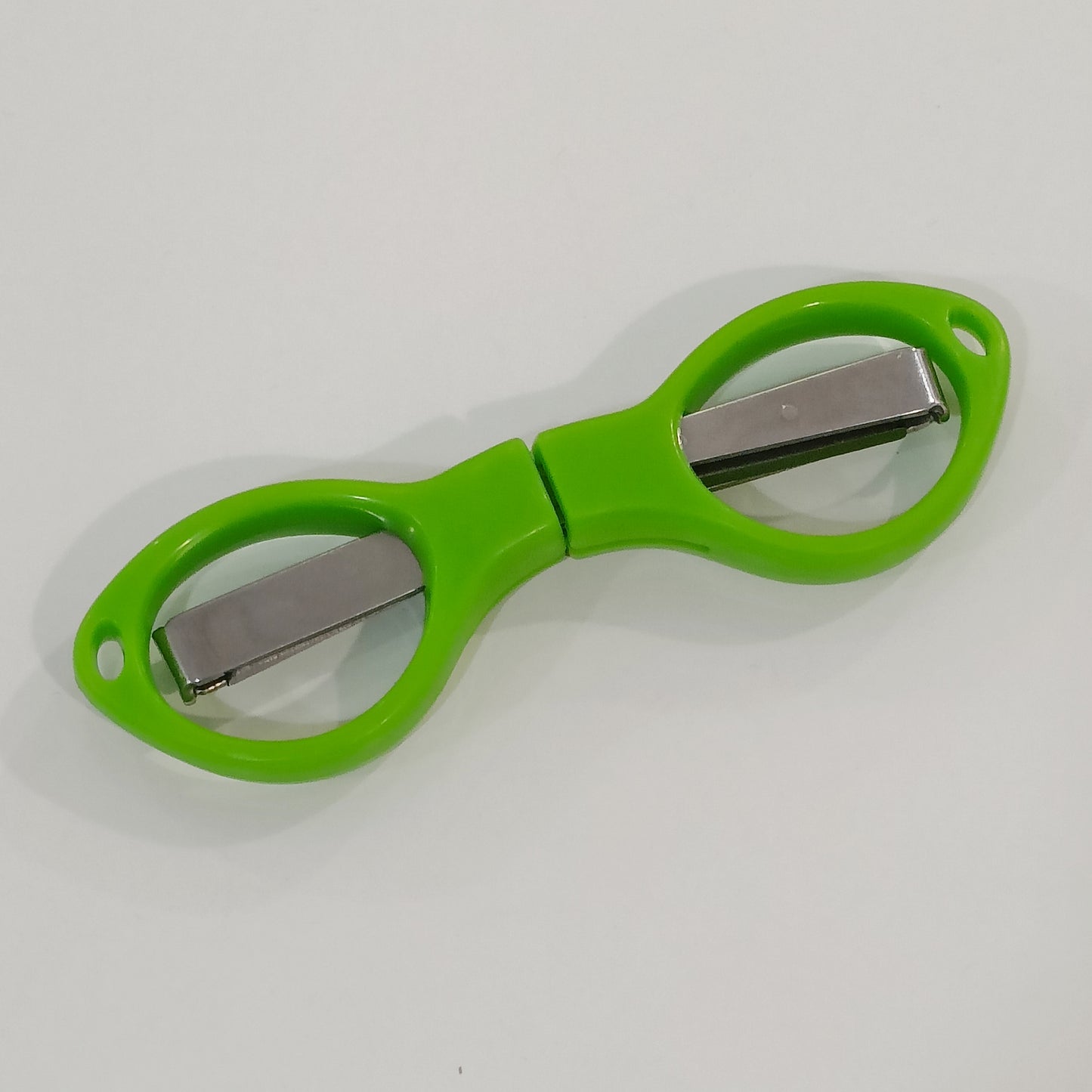 Wool Baa Folding Scissors