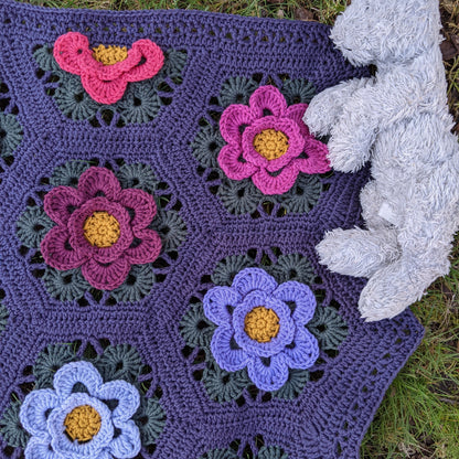 Blooming Blanket (crochet)