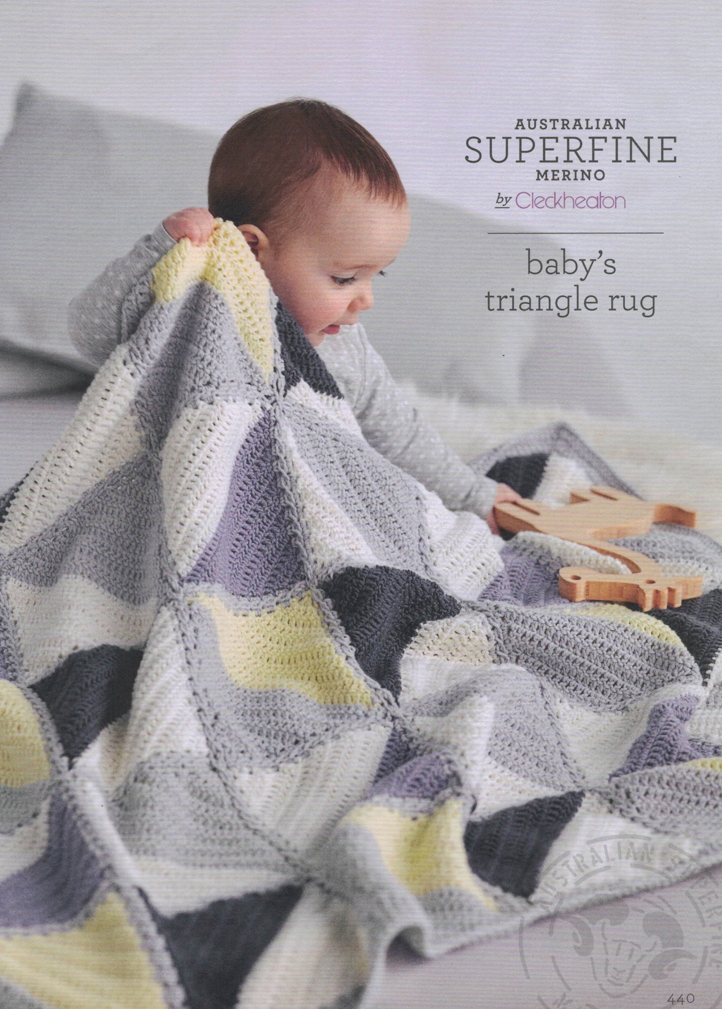 Crochet - Cleckheaton Leaflet 440 Crochet Baby's Triangle Rug